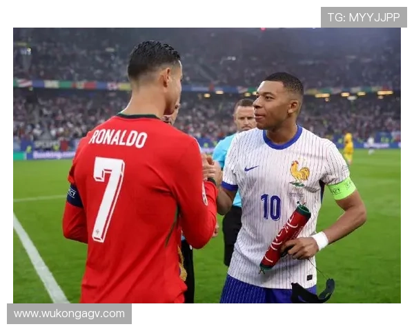 C罗 vs 姆巴佩：时代交替中的进攻效率与战术角色差异