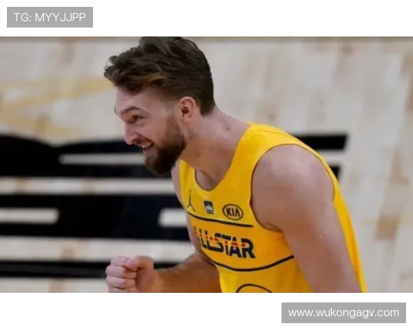 亚历克斯·巴埃纳本赛季表现稳健，状态持续提升