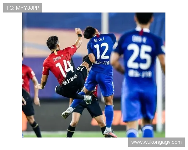 假摔判罚为何总难界定？裁判与VAR视角全解析