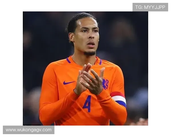 博努奇与范戴克在防线组织上分化，呈现多点协防趋势