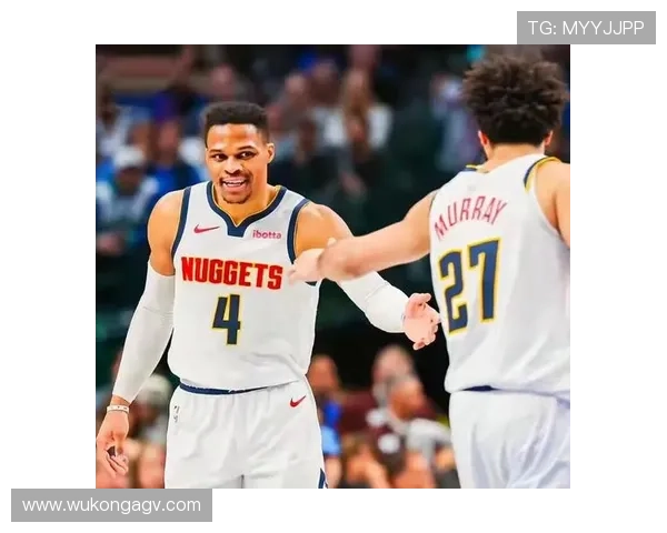 奥斯卡·罗伯特森助攻数据领先同期控卫显著提升球队组织效率